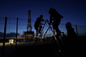 Occupation tour de forage TOTAL Gaz de schiste Skifergas DANEMARK Greenpeace 1